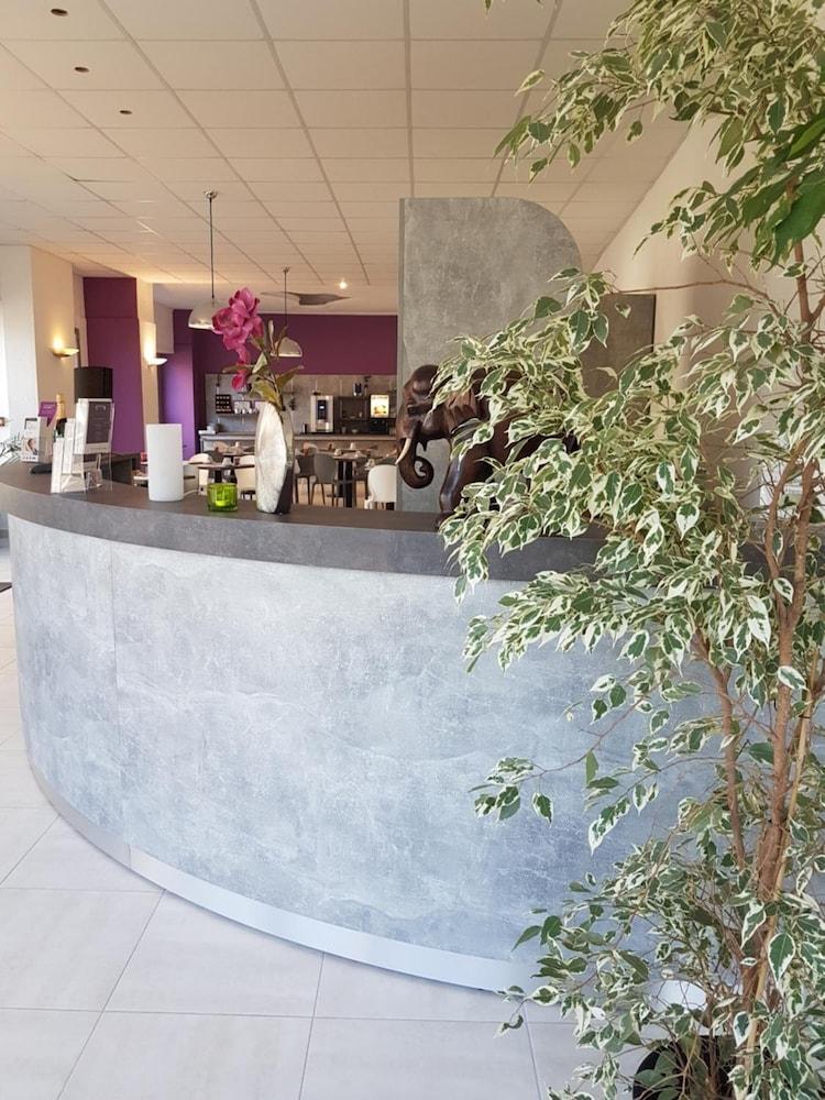 Brit Hotel Confort Nevers Centre Gare Экстерьер фото