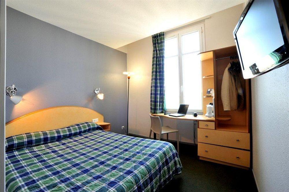 Brit Hotel Confort Nevers Centre Gare Экстерьер фото
