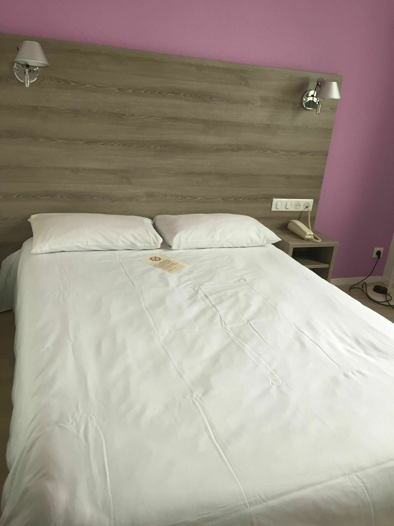Brit Hotel Confort Nevers Centre Gare Экстерьер фото