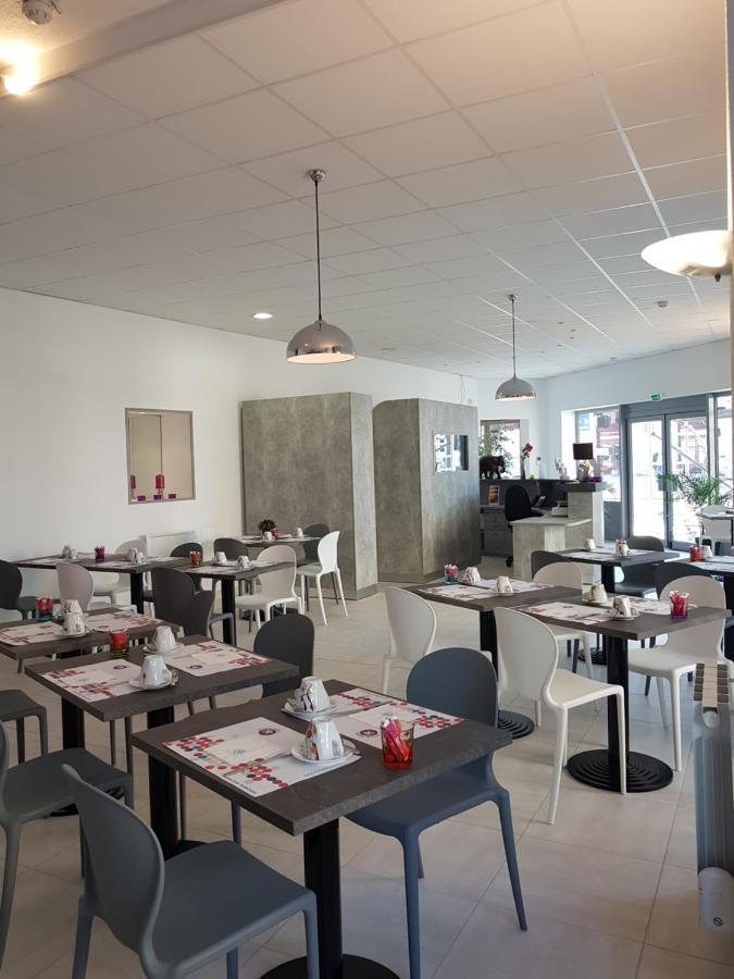 Brit Hotel Confort Nevers Centre Gare Экстерьер фото